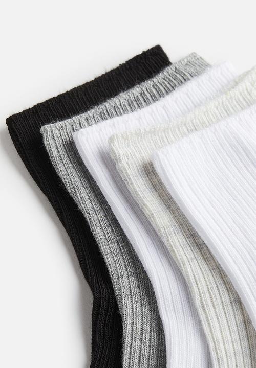 H&M - 5-pack trainer socks - black/grey marl / white