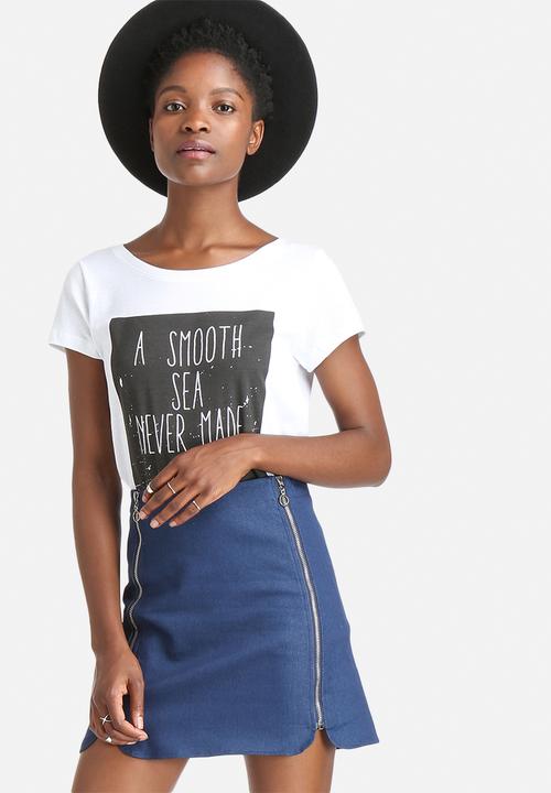 Jacqueline de Yong - Chicago Tee