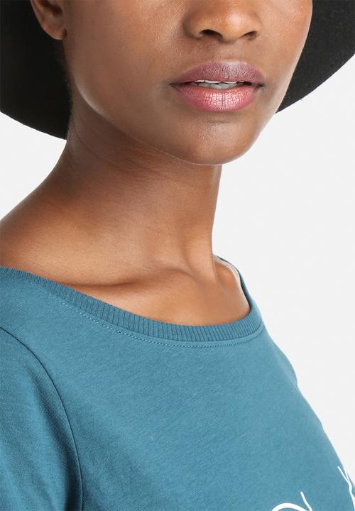 Jacqueline de Yong - Chicago Tee