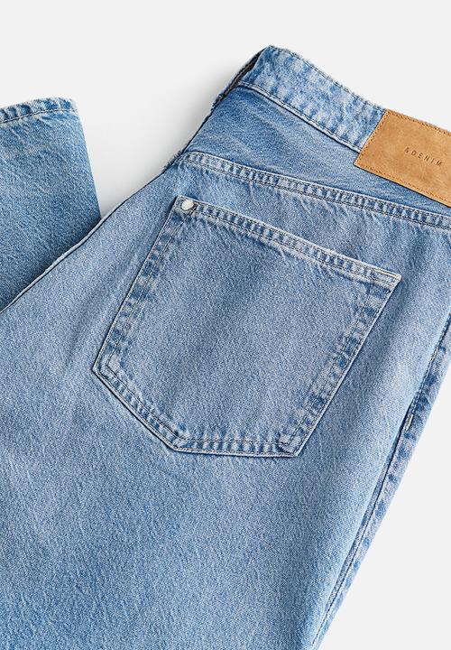 H&M - Curvy fit wide regular jeans - light denim blue 
