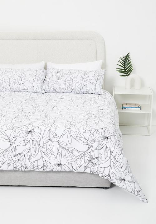 Sixth Floor - Harper cotton printed duvet cover set - black