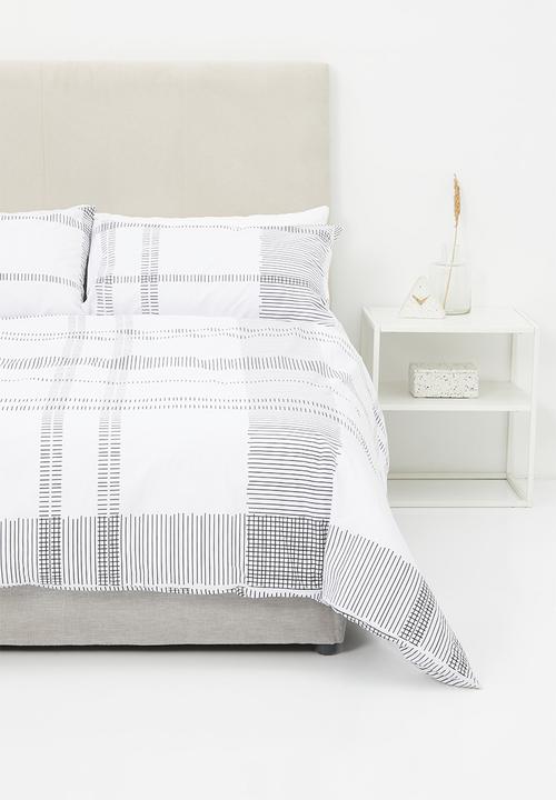 Sixth Floor - Ezra cotton printed duvet cover set - black
