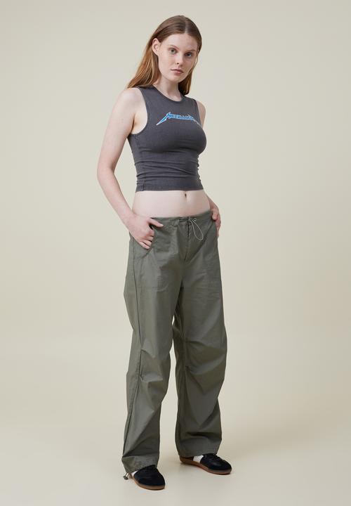 Cotton On - 90s crop graphic tank - lcn metallica logo/slate grey