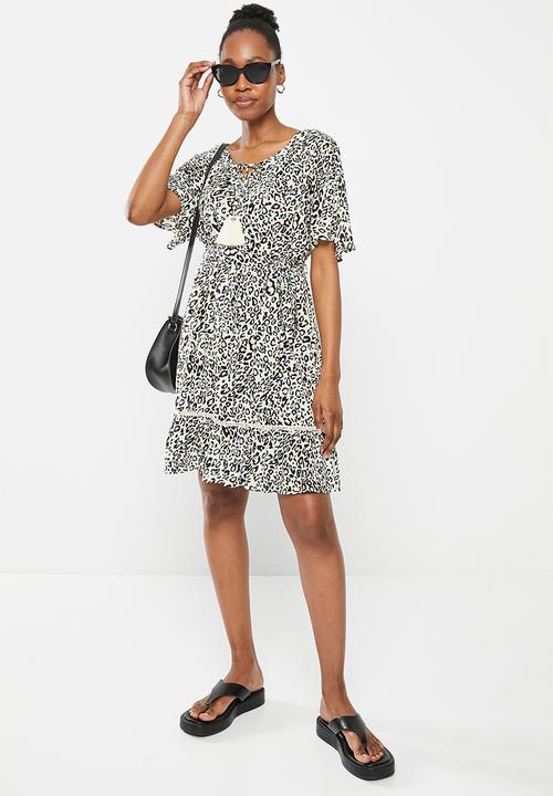 Stella Morgan - Animal printed mini dress - multi white