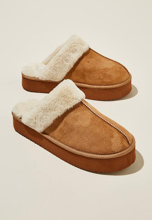 Cotton On - Body platform scuff - maple syrup