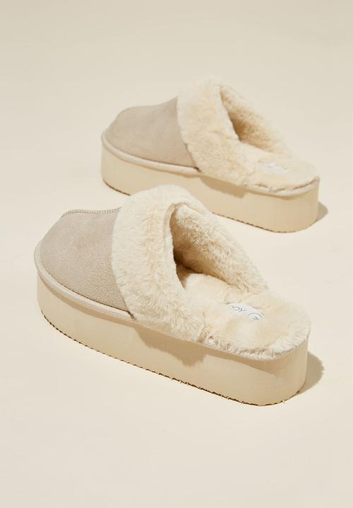 Cotton On - Body platform scuff - bone