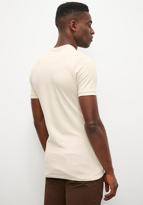 Superbalist - Rico plain muscle fit golfer - ecru