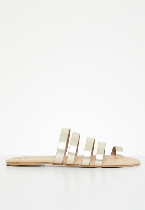 edit - Viola toe ring strappy slides - gold