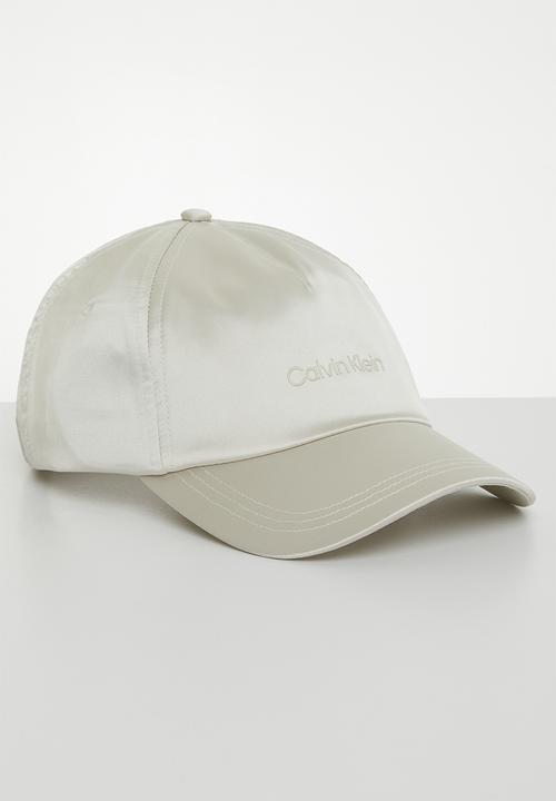 Calvin Klein - Ck must logo cap satin - dark ecru