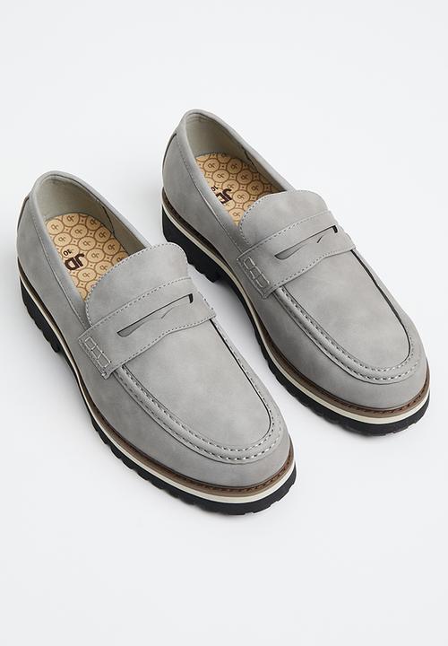 Jonathan D - Penny Moc - Grey