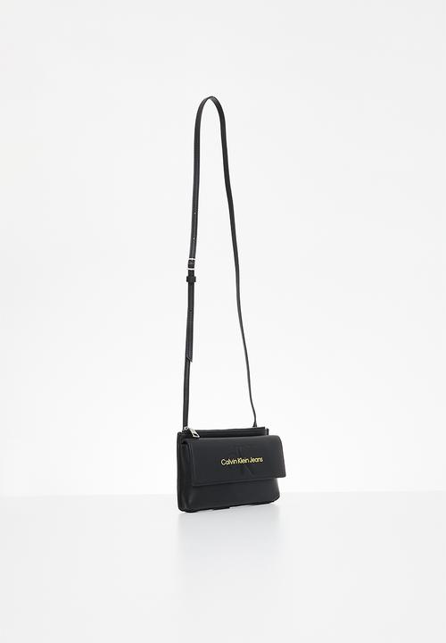 Calvin Klein - Sculpted ew flap xbody mono - fashion black