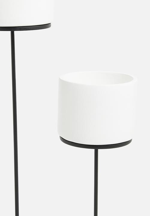 Native Decor - U-planter - black