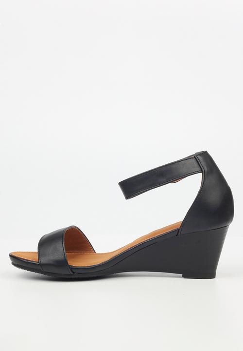 Butterfly Feet - Shani 5 wedge heel - black