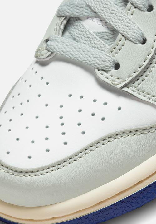 Nike - Nike dunk high se (gs) - summit white/baltic blue-deep royal blue