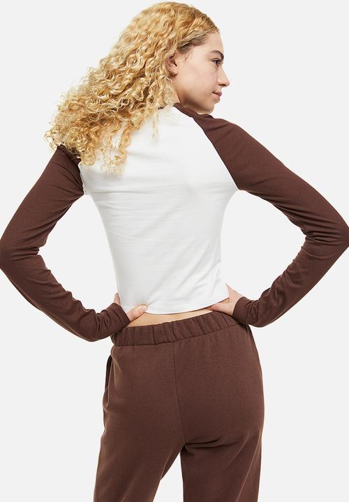 H&M - Raglan-sleeved jersey top - dark brown/white