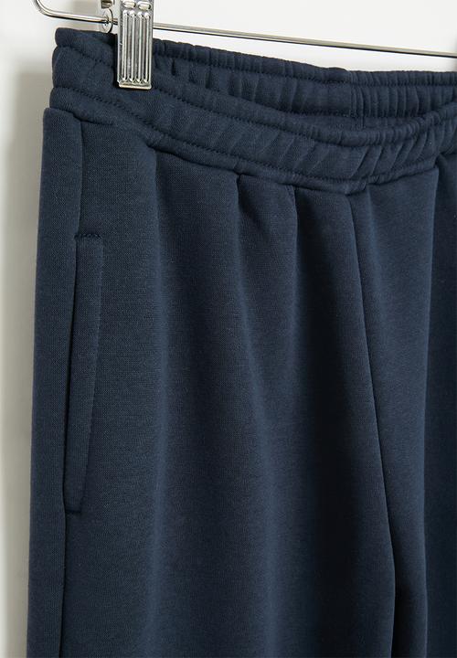 Roxy - Wildest dreamsa - mood indigo
