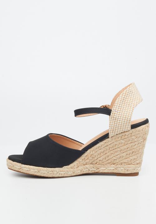 Miss Black - Jojo 2 wedge heel - black1