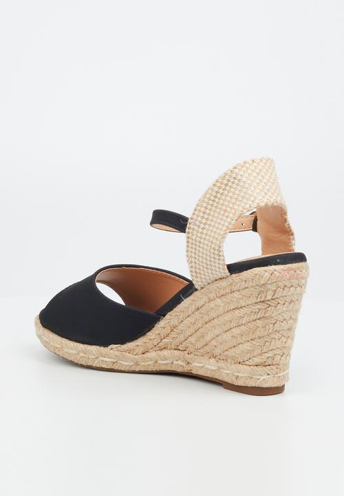 Miss Black - Jojo 2 wedge heel - black1
