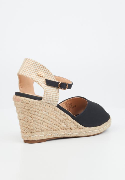 Miss Black - Jojo 2 wedge heel - black1