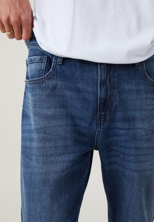 Cotton On - Relaxed tapered jean - backyard blue