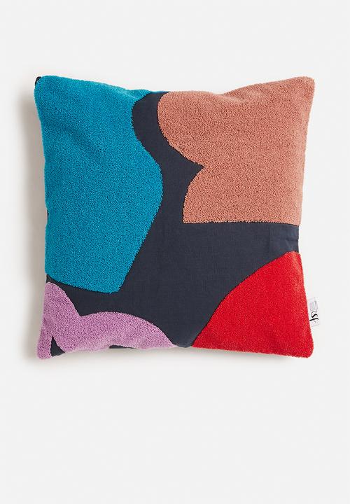 Trixie tufted cushion cover- multi