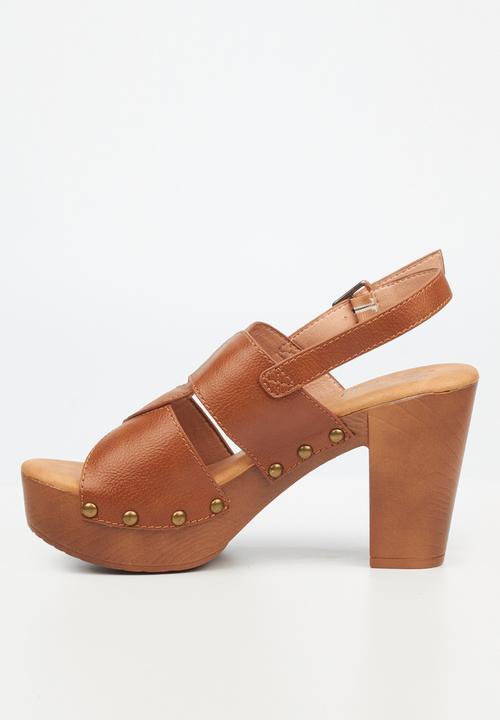 Butterfly Feet - Kayla 4 Block Heel - Tan