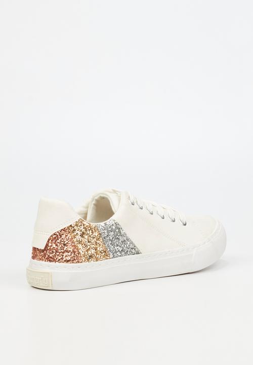 Butterfly Feet - Shore 5 Sneaker - White