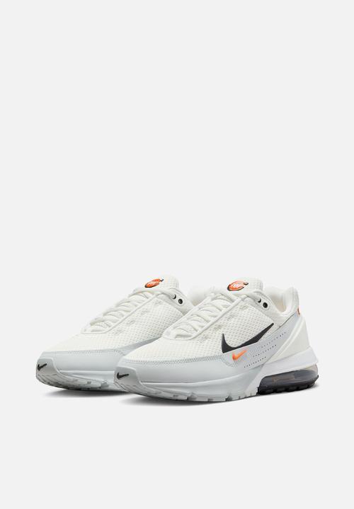 Nike - Air Max Pulse