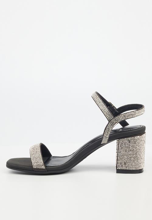 Butterfly Feet - Raven 1 block heel - black