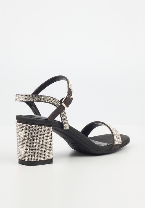 Butterfly Feet - Raven 1 block heel - black