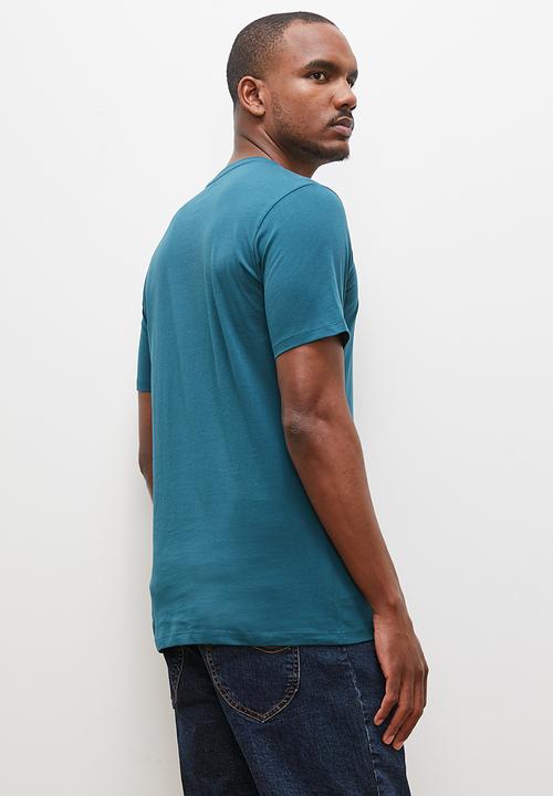 Lark & Crosse - Regular fit emb/hd print logo graphic tees - navy