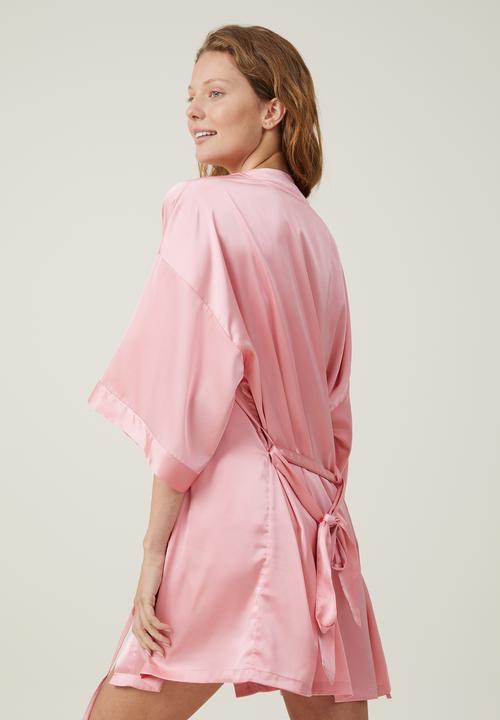 Cotton On - Body satin robe - peach puff