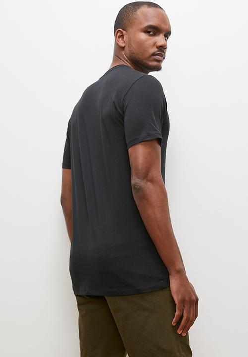 Lark & Crosse - Regular fit emb/hd print logo graphic tees - black