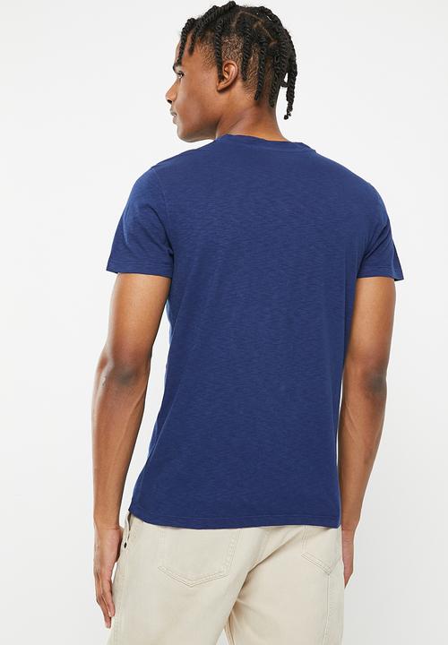Superdry. - Pocket v neck - pilot mid blue