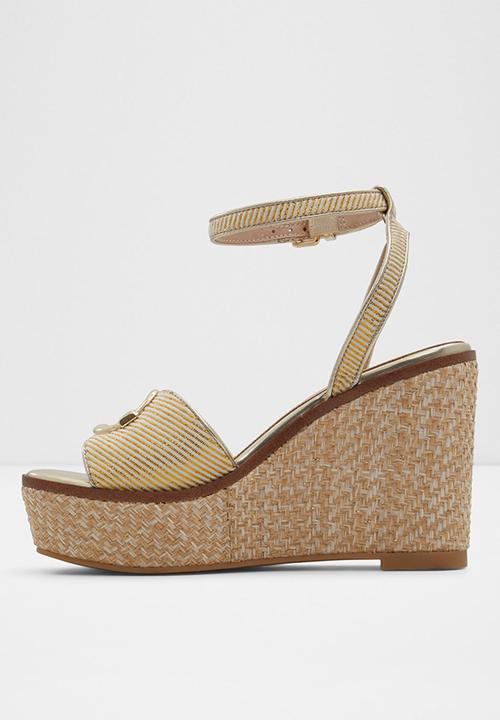 ALDO - Carrabriria wedge sandal - beige