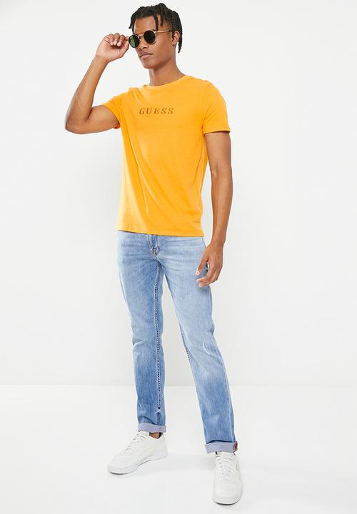 GUESS - Embroidered pima logo tee - burned caramel