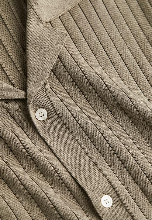 H&M - Regular fit rib-knit resort shirt - light khaki green