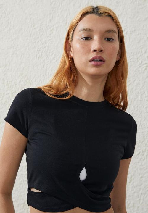 Cotton On - Twist front Tshirt - black