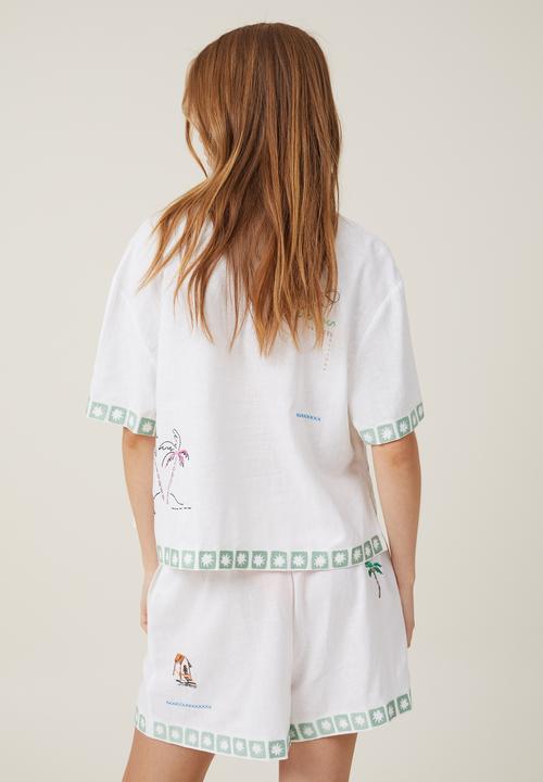 Cotton On - Jetset embroidered short - vacation print