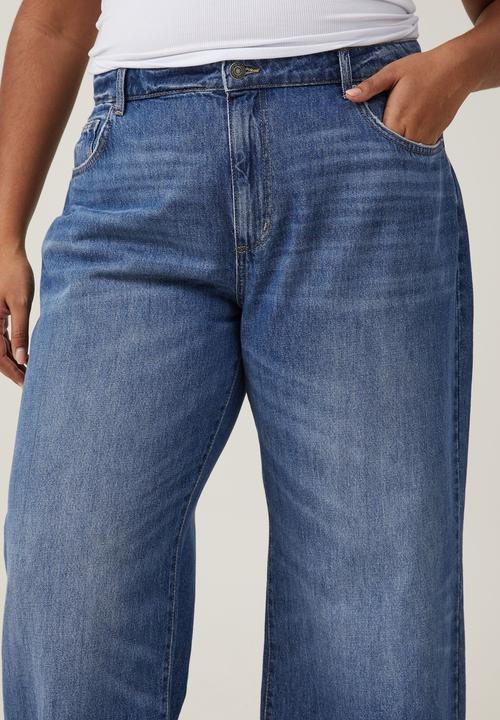 Cotton On - Plus relaxed wide leg jean - bottle blue