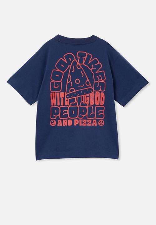 Cotton On - Jonny short sleeve print tee - in the navy/good times people and pizza