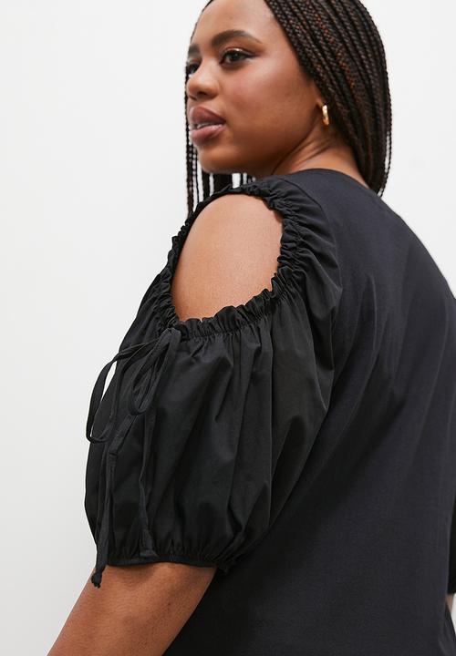 Superbalist - Contrast cut out tee - black