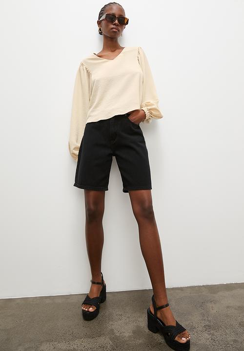 Superbalist - Balloon sleeve v-neck shell - perfectly pale