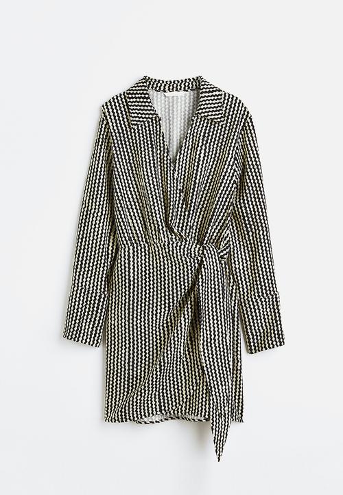 H&M - Wrap dress - black/patterned 