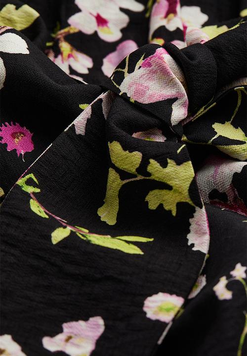 H&M - Tie-detail wrap dress - black/floral 