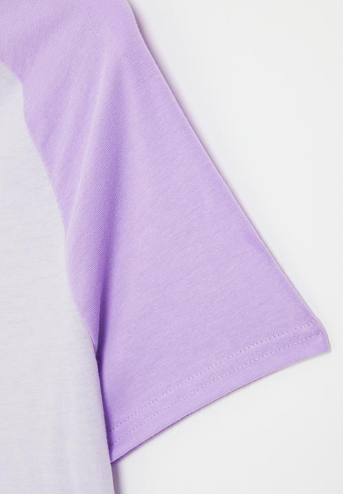 Converse - Short sleeve floral graphic boxy tee - vapor violet