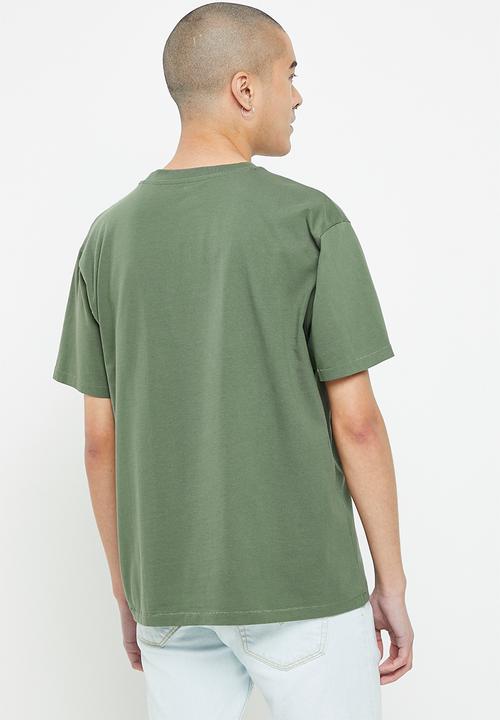 Levi’s® - Red tab vintage tee za thyme garment dye - green 