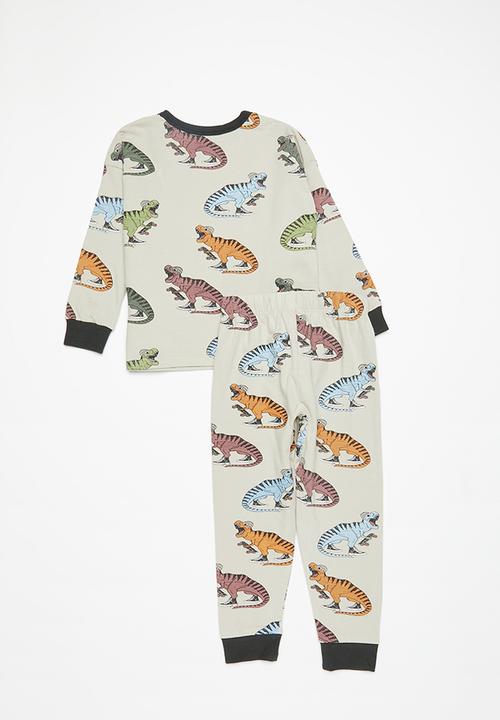 Cotton On - Ace long sleeve pyjama set - rainy day/skater dino