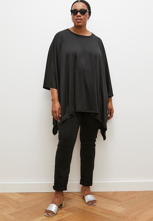 edit - Moderate oversized top - black