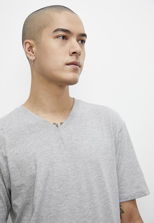 Superbalist - Regular fit knit sleep shorts & V- neck T-shirt set - grey melange
